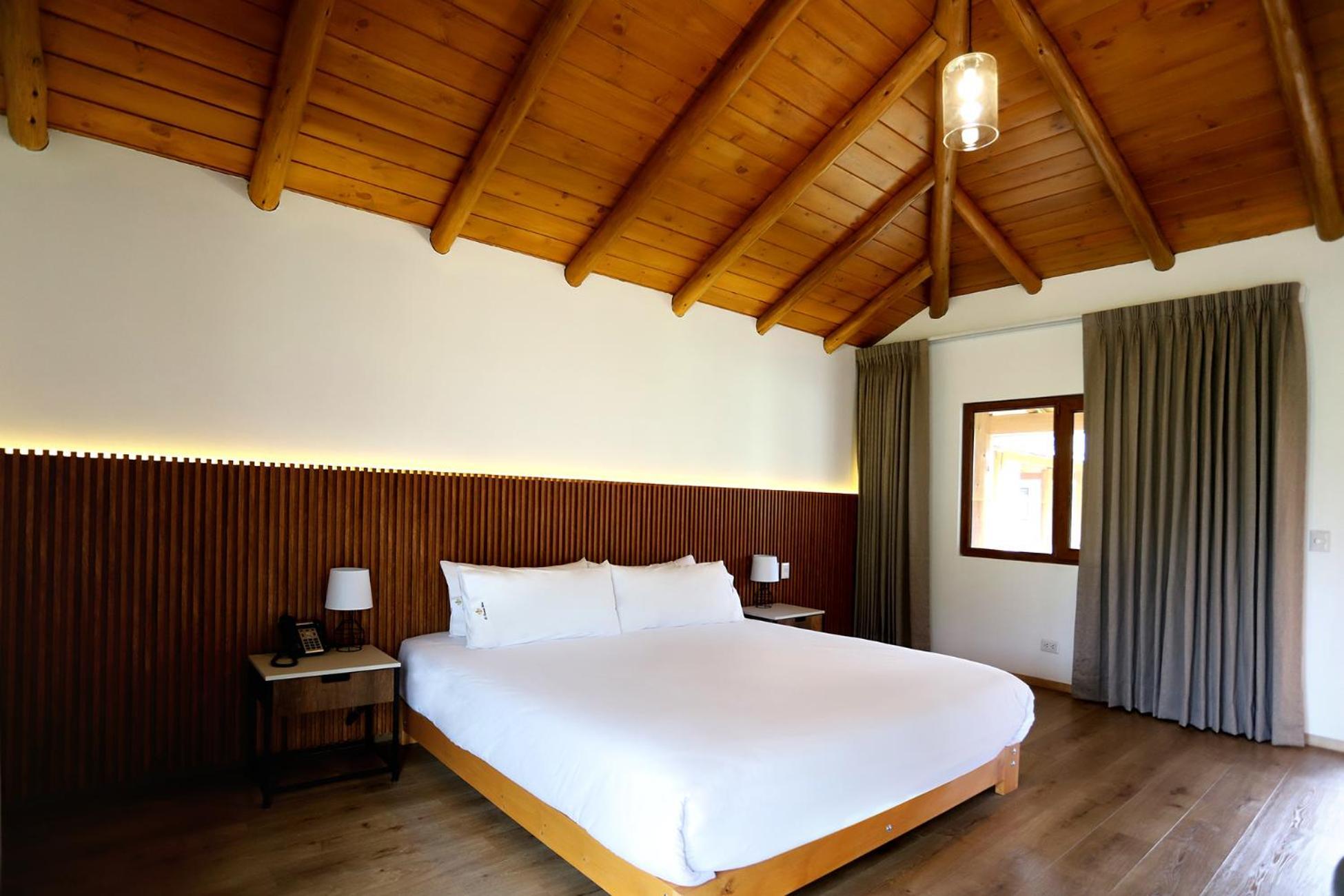 Ensenada Hotel Y Campo Asociado Casa Andina カハマルカ エクステリア 写真