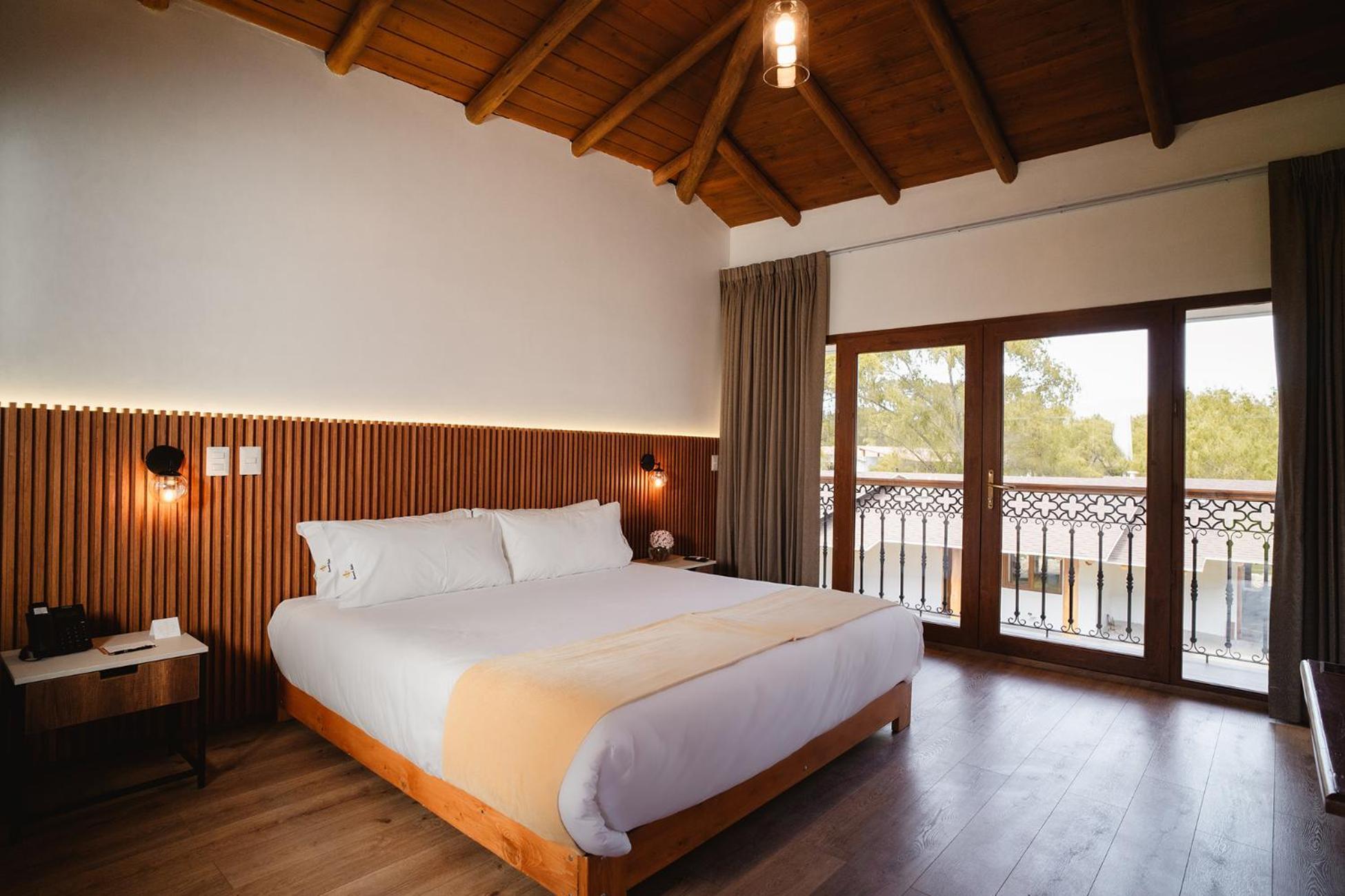 Ensenada Hotel Y Campo Asociado Casa Andina カハマルカ エクステリア 写真